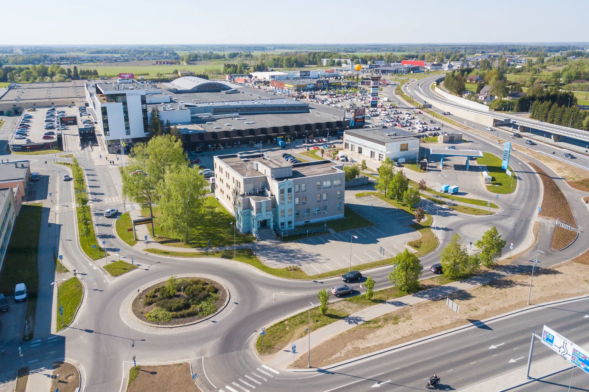 Väikeladu Tartus, Riia 179a – Tartu | mahub